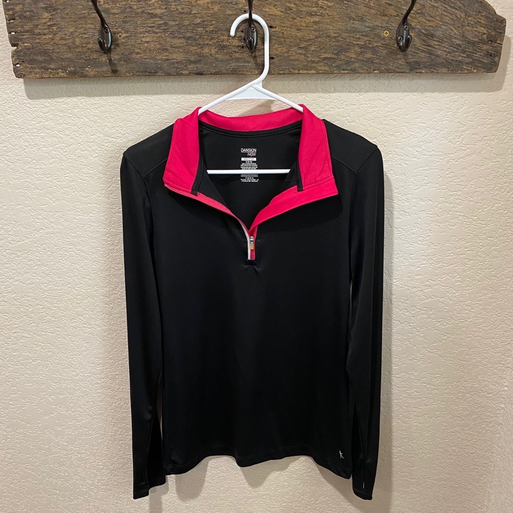 Danskin Now Long Sleeved Athletic Shirt